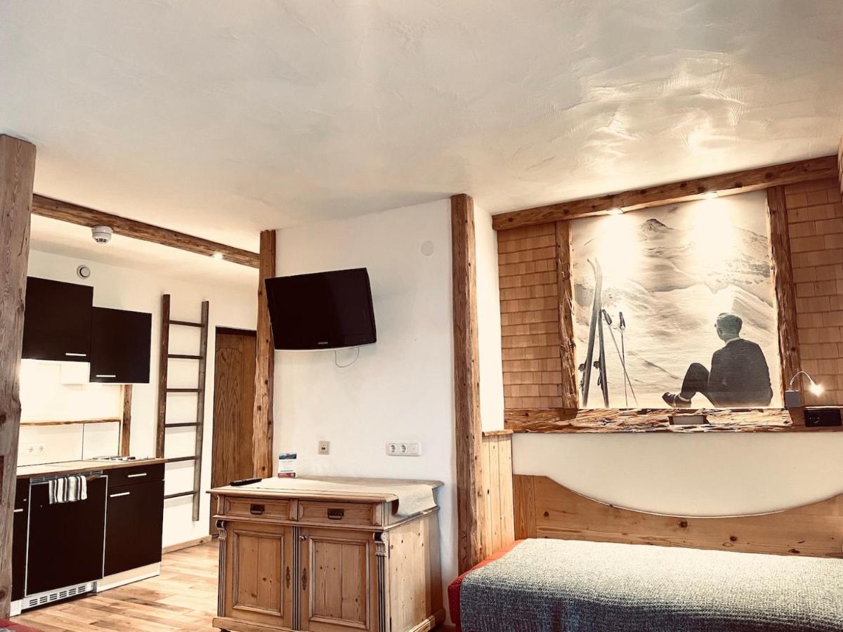 Hotel Kreuzeck - Dein Gluecksplatz Am Lech *